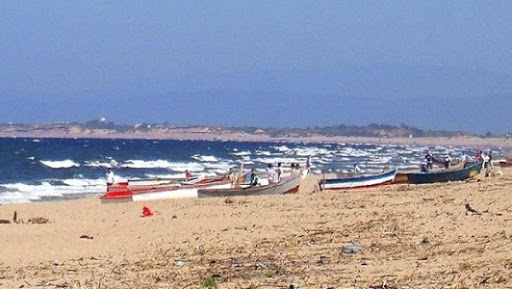 Annaba: saisie de 12 embarcations et des équipements de pêche du corail à la plage El Kharouba