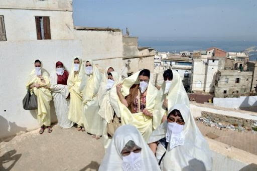 Balade en Haïk dans les ruelles de la casbah
