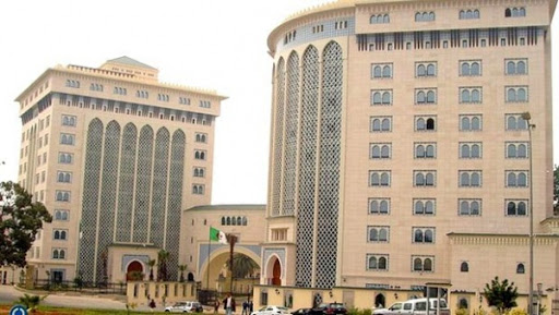 Boutarfa reçoit le ministre sahraoui des Transports