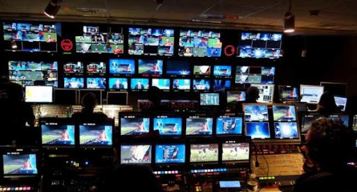 Cahier des charges de l’audiovisuel: respect des règles professionnelles, d’éthique et de déontologie (loi)