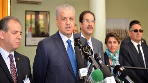 JO-2016: le président Bouteflika encourage la délégation algérienne avant son départ pour Rio