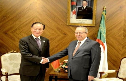 Lamamra reçoit le représentant spécial du ministre chinois des Affaires étrangères