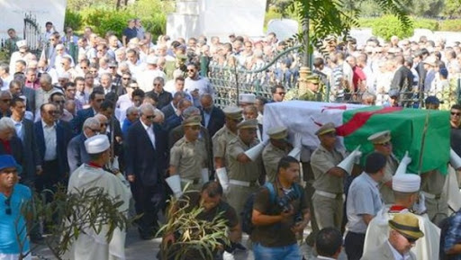 Le défunt Boualem Bessaïh inhumé au cimetière d’El Alia
