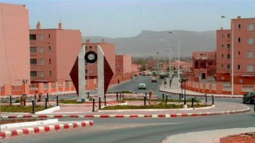 Les températures caniculaires ralentissent la vie quotidienne à Bechar