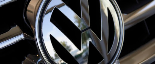 Moteurs truqués: Volkswagen mis en examen en Espagne