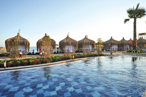 Pensant que les prix allaient s’écrouler après le coup d’état avorté :Forte demande des Algériens pour la destination Turquie