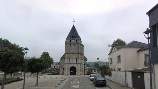 Prise d’otage en cours dans une église de Saint-Etienne-du-Rouvray, en Seine-Maritime