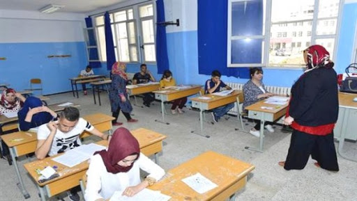 Proposition de textes pénalisant la fraude virtuelle dès la prochaine rentrée scolaire