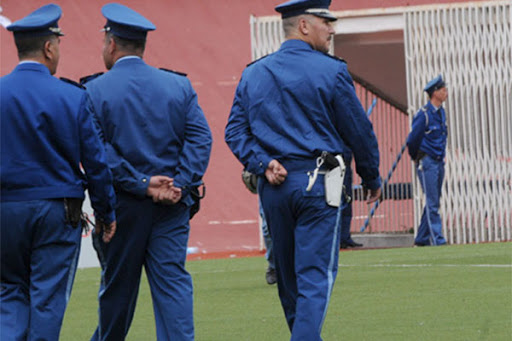 Retrait des policiers des stades