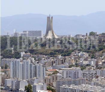 Scène politique en hibernation: Trève estivale