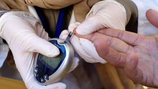 Sensibilisation de l’adolescent diabétique aux produits de large consommation durant l’été