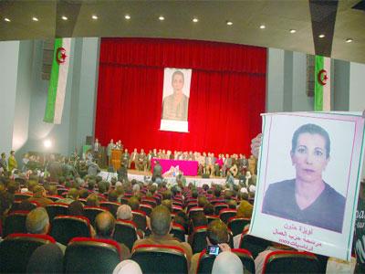 Le PT prépare la campagne de sa candidate Louisa Hanoune