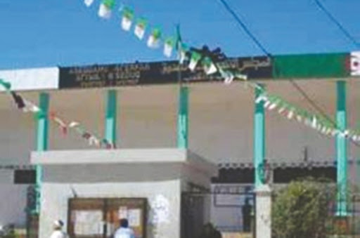 Afin de réclamer leurs arriérés de salaires: Les fonctionnaires de l’APC d’El-Adjiba en grève illimitée