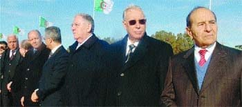 Algérie : Bouteflika maintien le même gouvernement