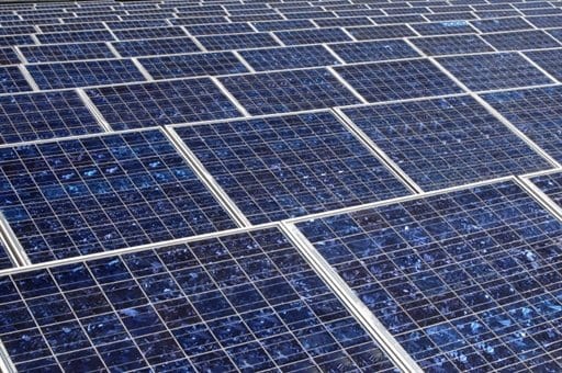 Algérie Energie : Khelil annonce une centrale solaire pour 2010