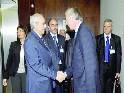 Algérie – France : Ziari achève sa mission à Paris