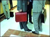 Algérie : Révélations sur les salaires des hauts cadres