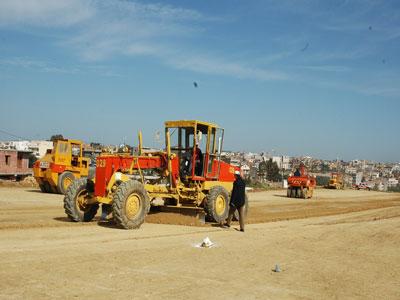 Autoroute est – ouest : Amar Ghoul exige la fin des travaux avant la fin juin