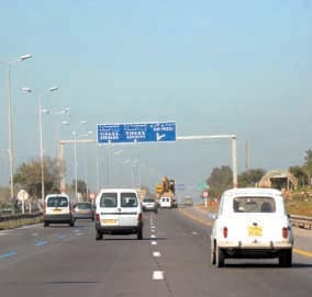 Autoroute est-ouest : Bouteflika insiste sur la tarification