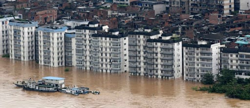 Chine : Les pluies torrentielles font 15 morts et 400.000 personnes évacuées