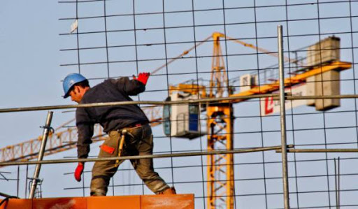 Chute des hydrocarbures de l’Algérie : la récession dans le secteur BTPH se profile