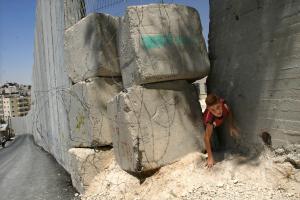Cisjordanie : L’impact humanitaire dramatique du mur de séparation israélien souligné par l’ONU