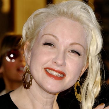 Cyndi Lauper joue une medium dans Bones
