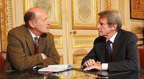 Kouchner : «Amis et alliés des Américains, mais pas suivistes»