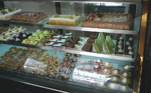 Des pâtisseries infectées par des bactéries fécales