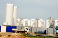 Dessalement de l’eau de mer : Khelil et Sellal signent un accord