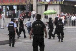 Emeutes du Xinjiang : La police tue 2 Ouïgours à Urumqi