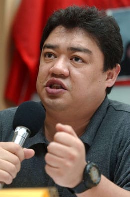 Emeutes du Xinjiang : Wu&rsquo;er Kaixi accuse les autorités chinoises