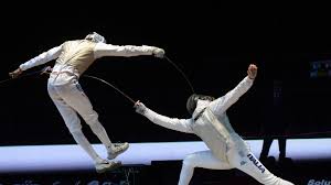 Escrime ( Fleuret dames ) Khelfaoui sortie au premier tour