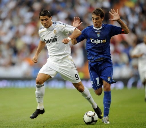 Espagne: Le Real suit le rythme du FC Barcelone