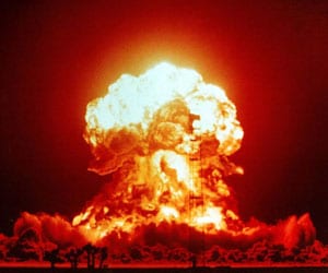 Essais nucléaires français : Paris entame l’indemnisation des victimes algériennes