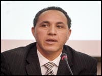 Face à l’hystérie médiatique cairote, Mihoubi veut dépassionner algérie-égypte