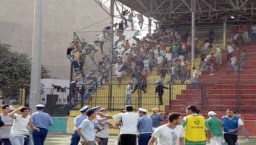 Football/retrait progressif des policiers dans les stades: Kerbadj exclut l’annulation de la nouvelle mesure