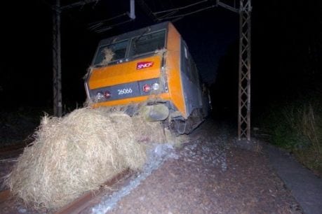 France : Déraillement du train Paris-Cahors