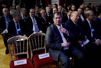 France: Le gouvernement veut oeuvrer à un islam «Ancré dans la république» Une Fondation aux pieds d&rsquo;argile