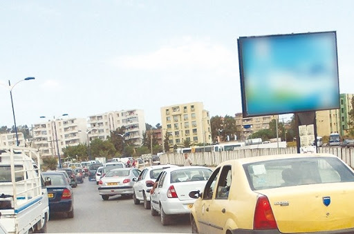 Guelma La ville étouffe sous le flux des véhicules