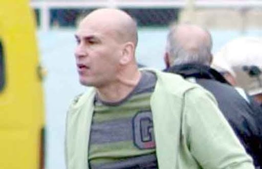 Ibrahim Hassan charge violemment Shoubeir