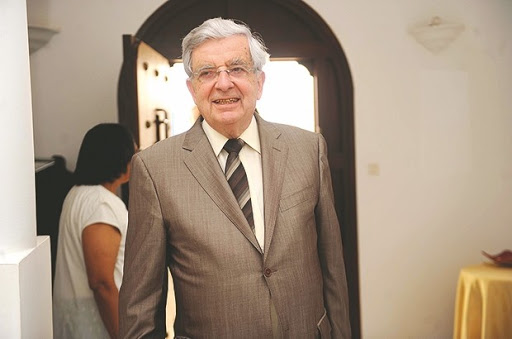 Il est pressenti pour présider la “Fondation de l’islam de France” Chevènement pour “sauver le bateau France”