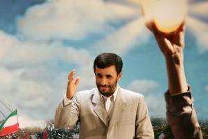 Iran : Ahmadinejad joue la carte de l&rsquo;unité nationale