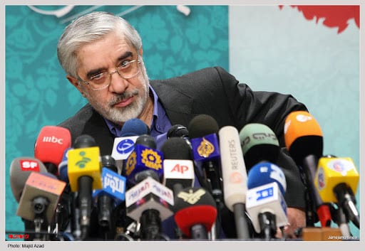 Iran : Shariatmadari accuse Moussavi et Khatami