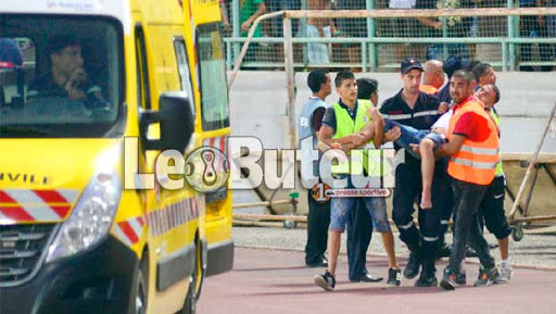 JSK 0 – MCA 0 : Une dizaine de supporters du MCA évacués à l’hôpital