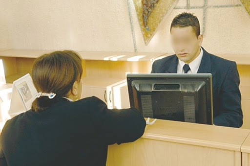 La législation ne leur permet pas la domiciliation nécessaire pour le transfert de devises: Les agents de voyages hors la loi malgré eux