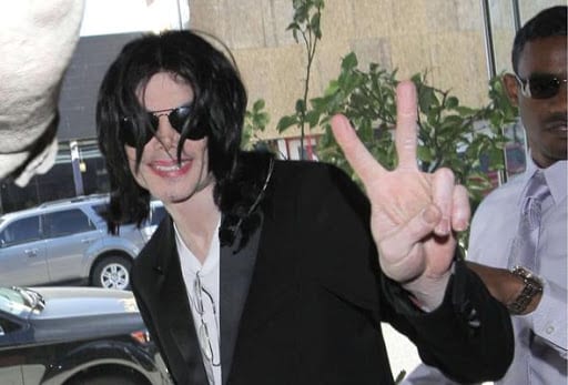 La mort de Michael Jackson fait toujours des curieux
