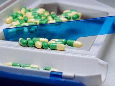 La Pharmacie centrale des hôpitaux se met à la production de médicaments