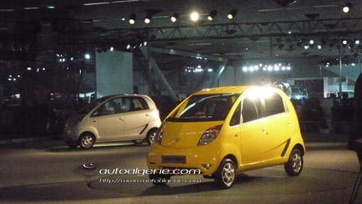 Lancement commercial du Tata Nano