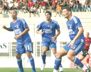 Le MCEE et le WAT « freinent » l’USM Annaba et le MCA